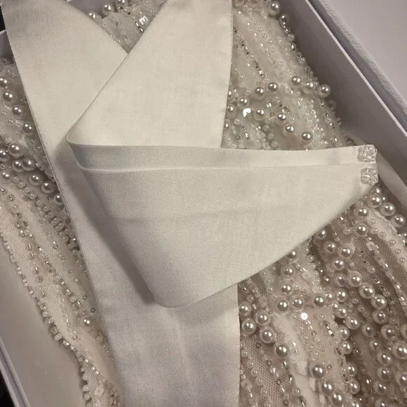 MWL Bridal Cuffs - Mikado fabric - Picture 2 of 3